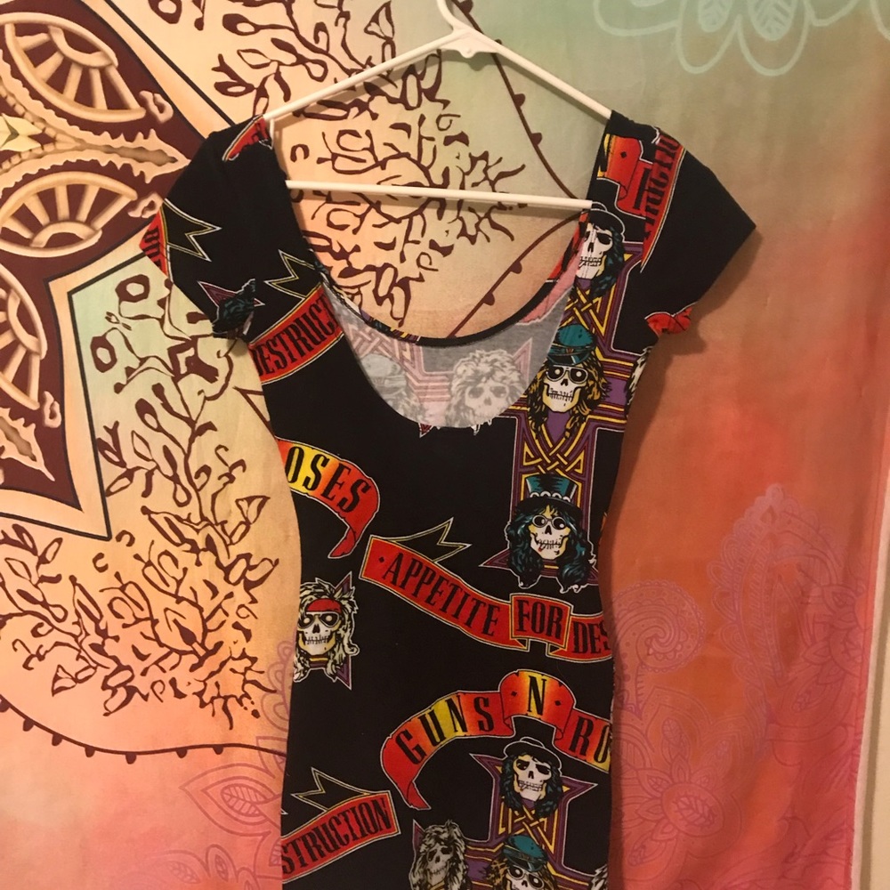 Guns and Roses body con dress. Bravado brand